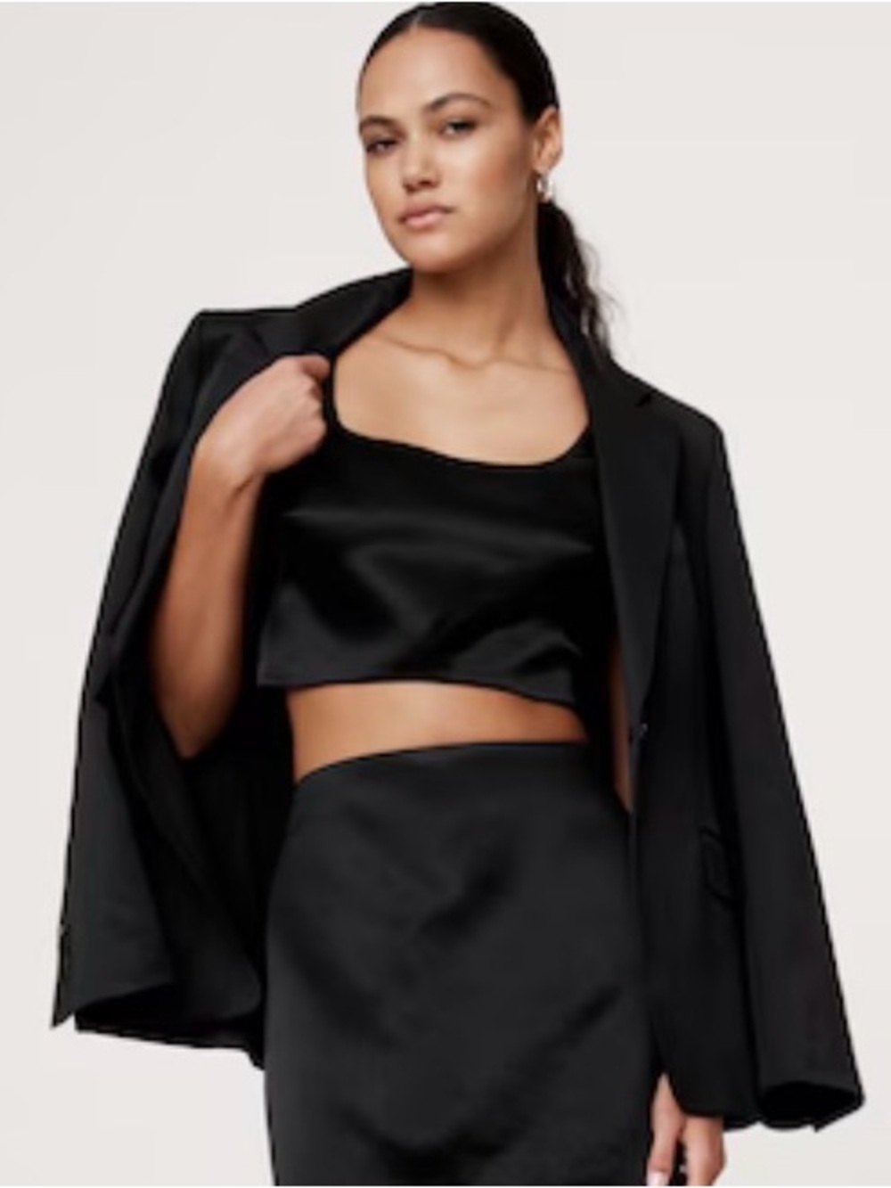Banana Republic Black Satin Square-Neck Cropped Tank Top Size 0